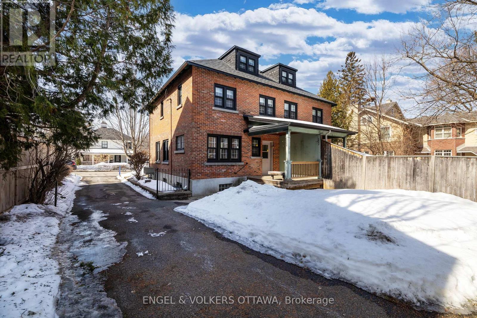 477 Golden Avenue, Ottawa, Ontario  K2A 2E4 - Photo 34 - X12616306