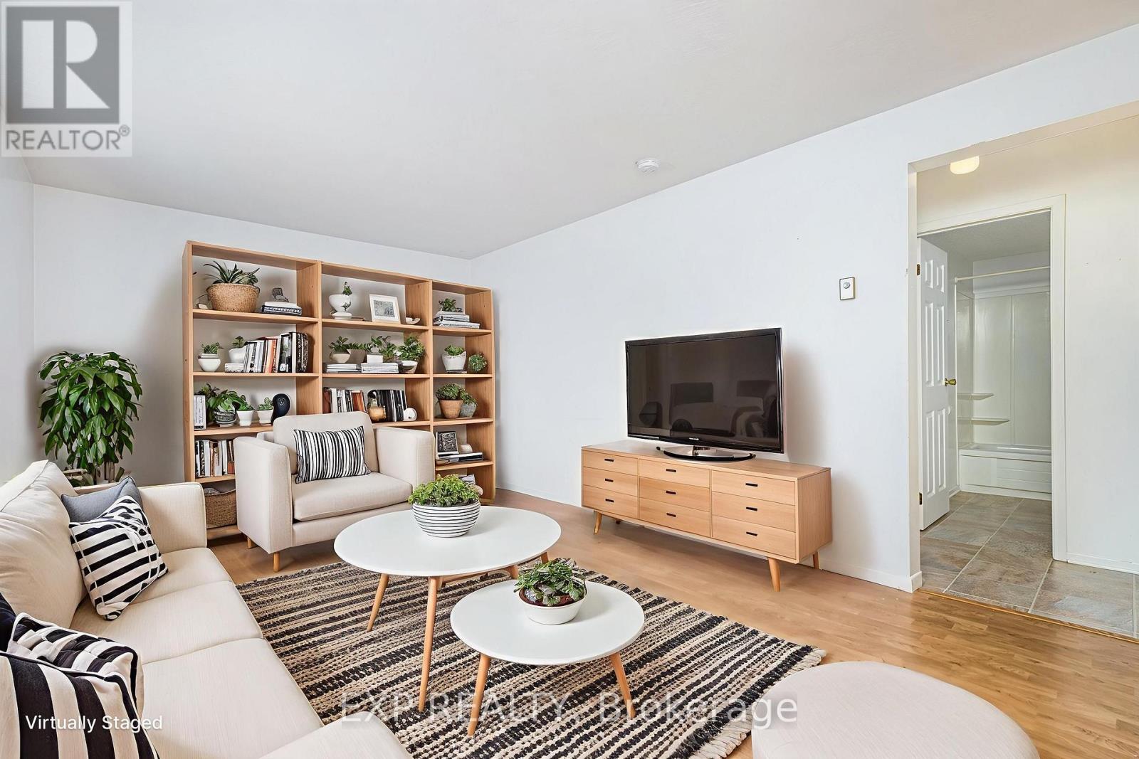 4 - 875 Laurier Street, Clarence-Rockland, Ontario K4K 1E6 - Photo 4 - X12616382