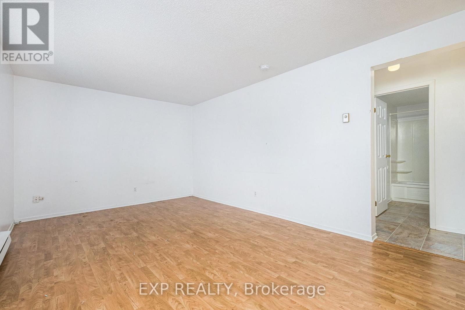 4 - 875 Laurier Street, Clarence-Rockland, Ontario K4K 1E6 - Photo 5 - X12616382