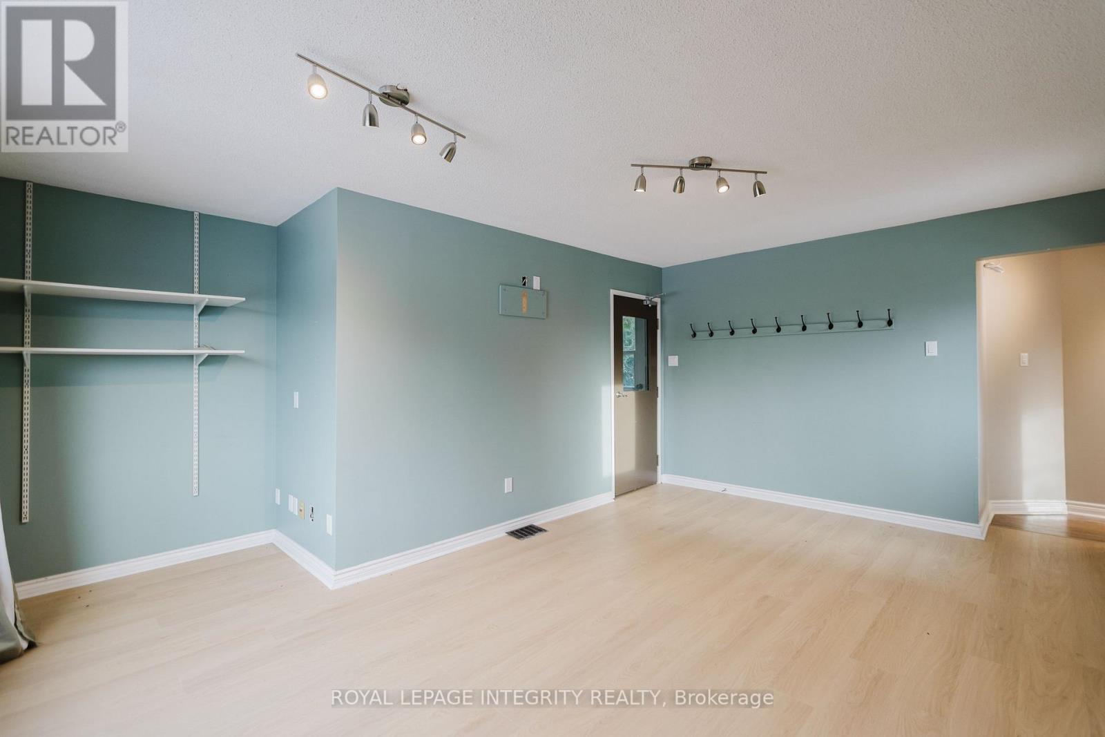 1538 Stittsville Main Street, Ottawa, Ontario  K2S 1N7 - Photo 19 - X12616396