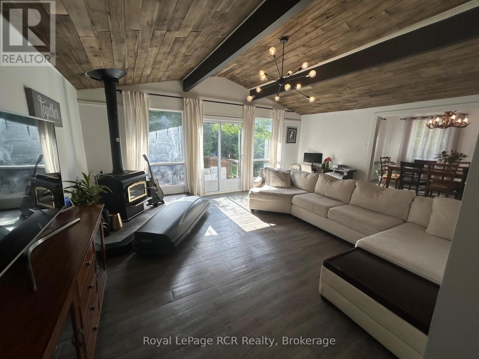 209840 Hwy 26, Blue Mountains, Ontario L9Y 0L1 - Photo 5 - X12560628