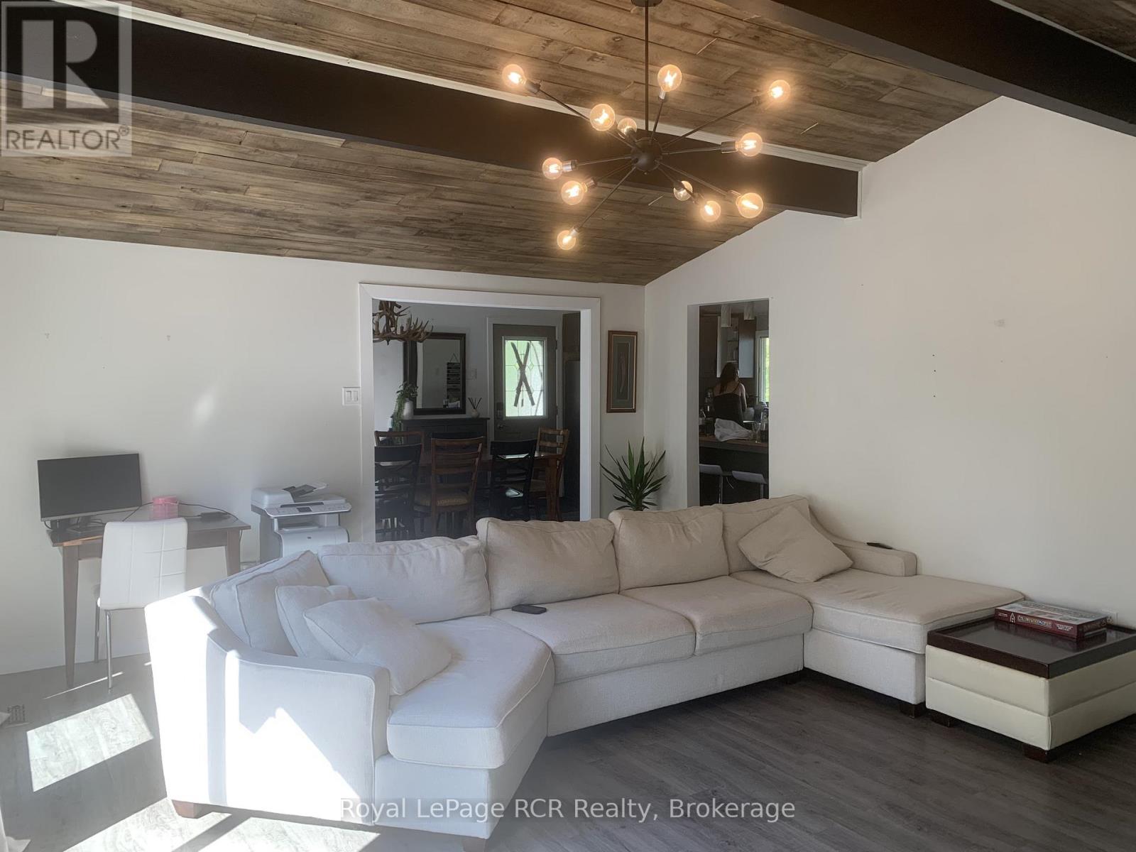 209840 Hwy 26, Blue Mountains, Ontario L9Y 0L1 - Photo 11 - X12560628