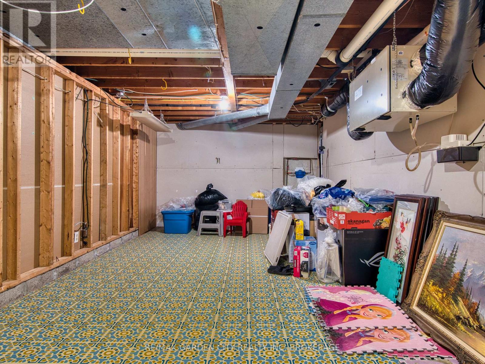 15 Black Friars Road, St. Catharines (Lakeshore), Ontario  L2N 2M8 - Photo 37 - X12616292