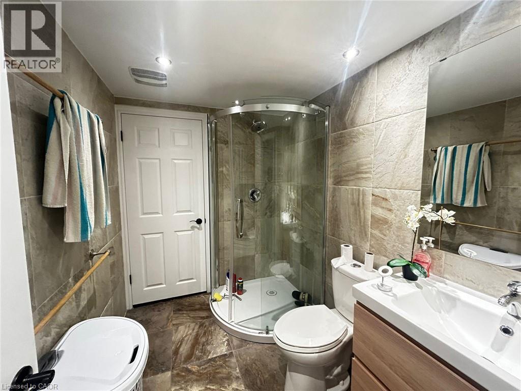 15 Greenbrook Drive, Kitchener, Ontario  N2M 4J5 - Photo 13 - 40793311