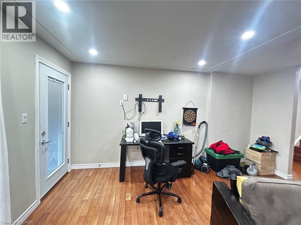 15 Greenbrook Drive, Kitchener, Ontario  N2M 4J5 - Photo 21 - 40793311