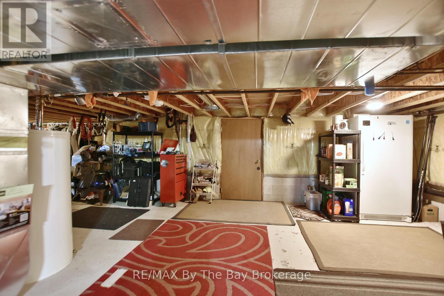 1327 River Road E, Wasaga Beach, Ontario  L9Z 2R7 - Photo 40 - S12616242