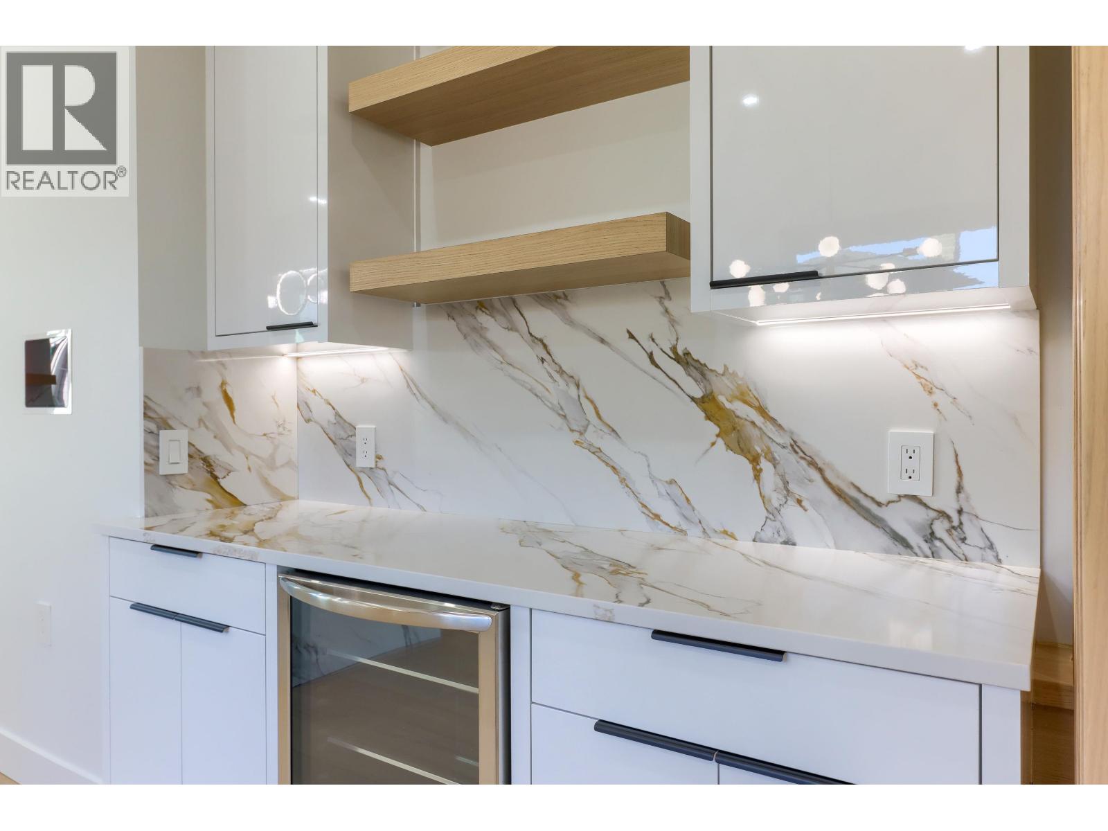 4670 Todd Street, Vancouver, British Columbia  V5R 3P8 - Photo 10 - R3072947