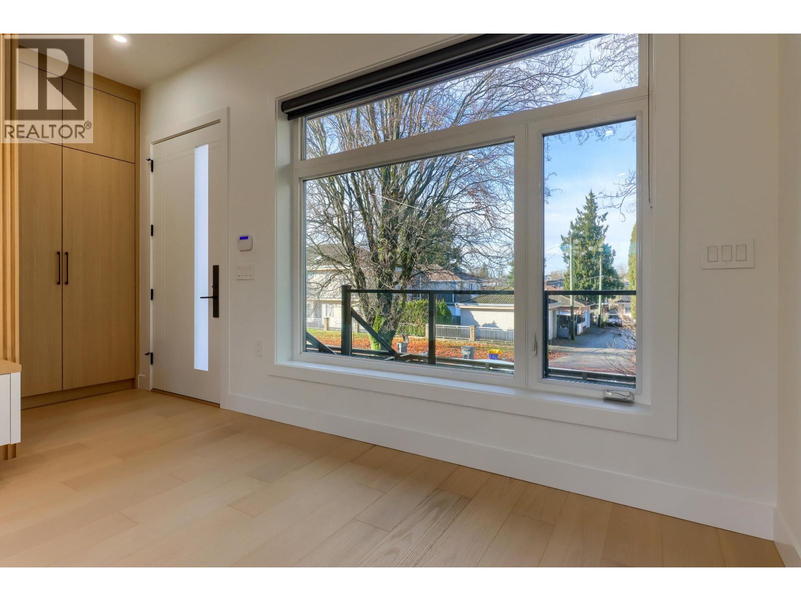 4670 Todd Street, Vancouver, British Columbia  V5R 3P8 - Photo 5 - R3072947