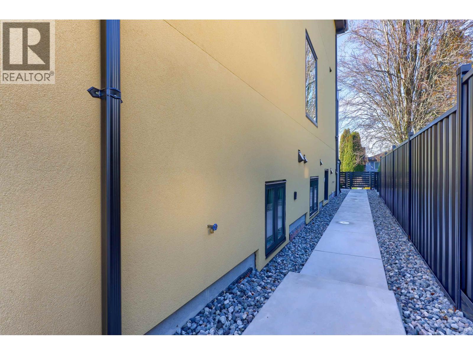 4670 Todd Street, Vancouver, British Columbia  V5R 3P8 - Photo 31 - R3072947