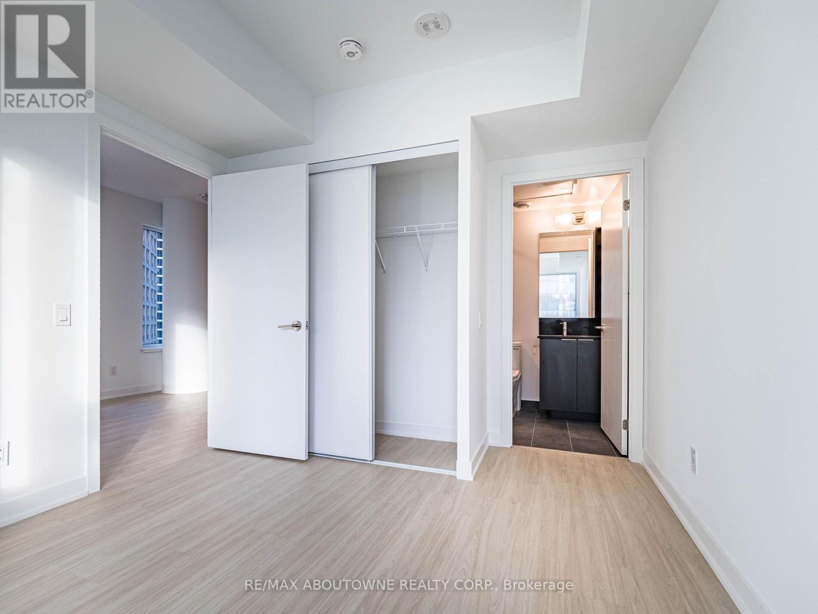 1116 - 8 Wellesley Street W, Toronto, Ontario  M4Y 0J5 - Photo 25 - C12616264