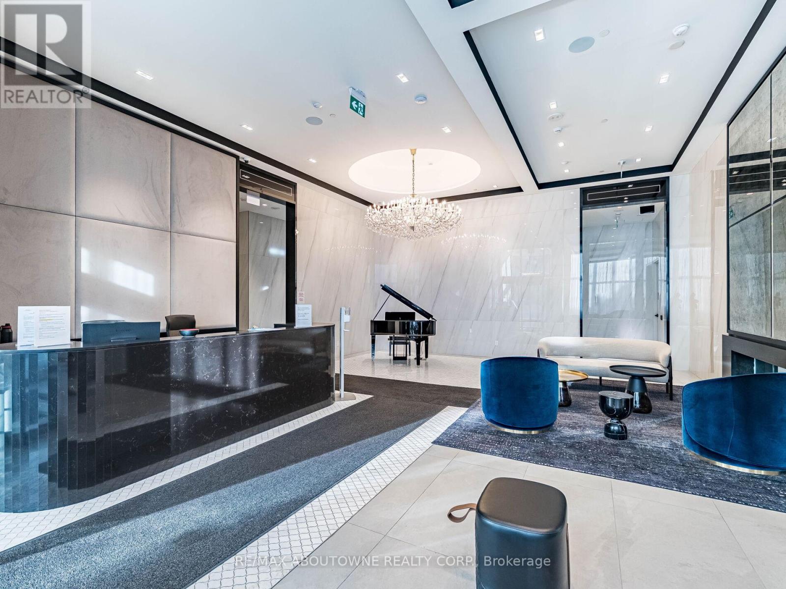 1116 - 8 Wellesley Street W, Toronto, Ontario  M4Y 0J5 - Photo 4 - C12616264