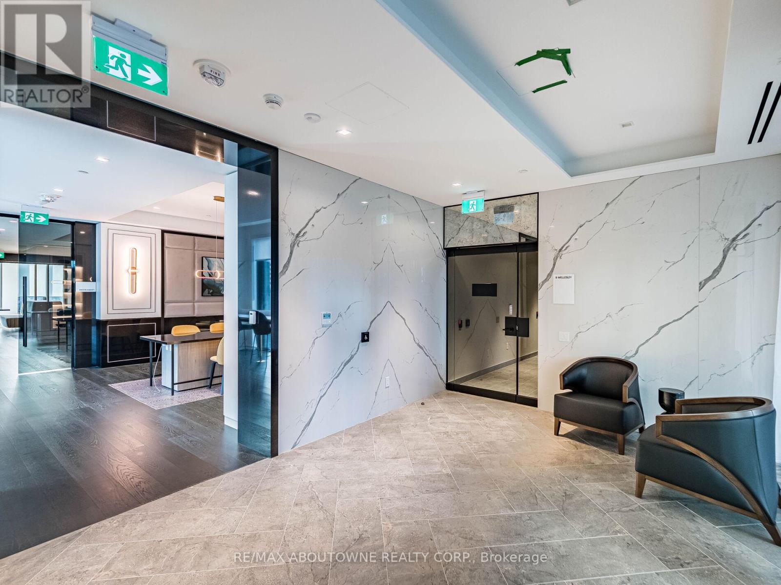 1116 - 8 Wellesley Street W, Toronto, Ontario  M4Y 0J5 - Photo 44 - C12616264