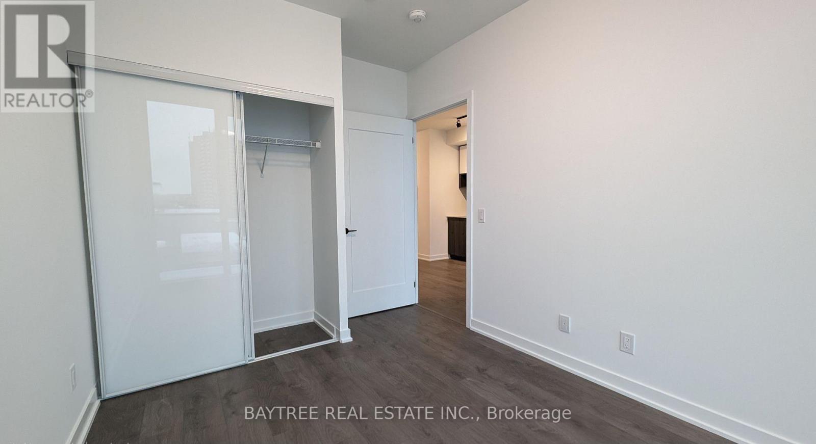 925 - 5 Defries Street, Toronto, Ontario  M5A 3R4 - Photo 4 - C12616278