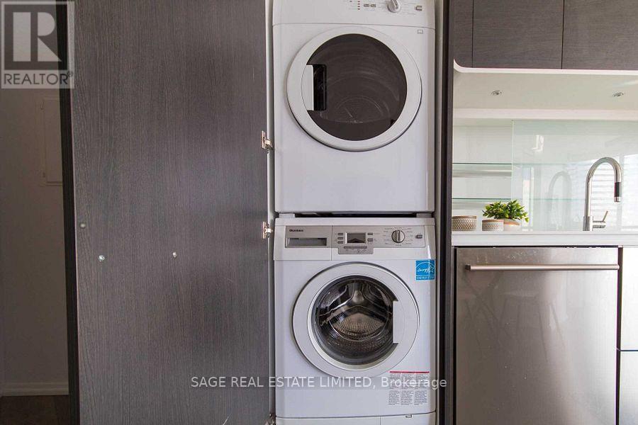 3706 - 45 Charles Street E, Toronto, Ontario  M4Y 1S2 - Photo 13 - C12616296