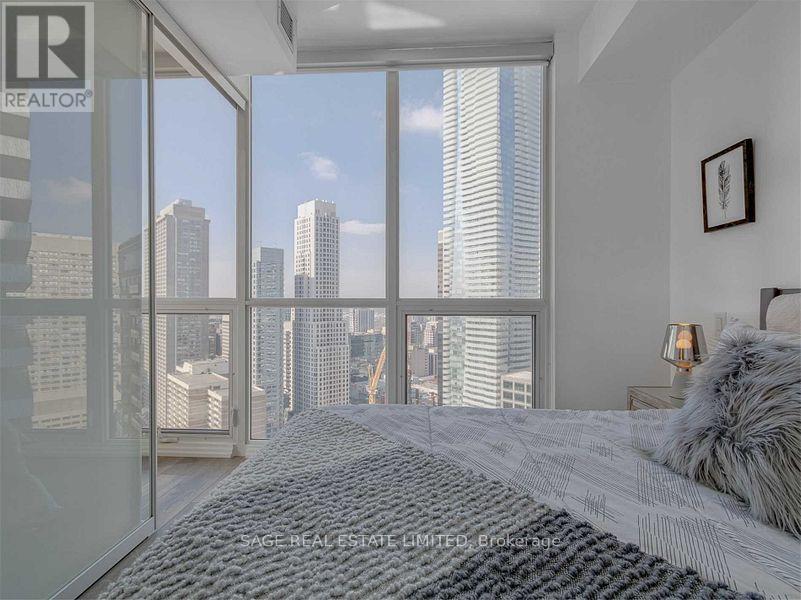 3706 - 45 Charles Street E, Toronto, Ontario  M4Y 1S2 - Photo 5 - C12616296