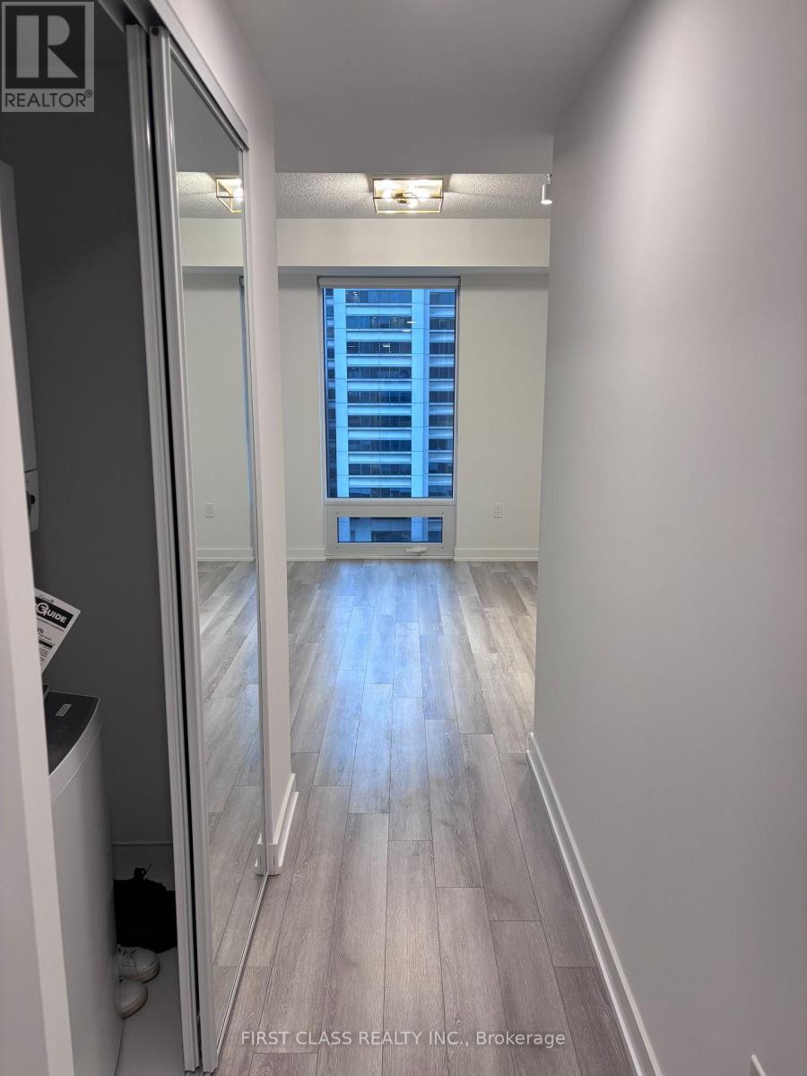 903 - 238 Simcoe Street, Toronto, Ontario  M5T 1T4 - Photo 5 - C12616316