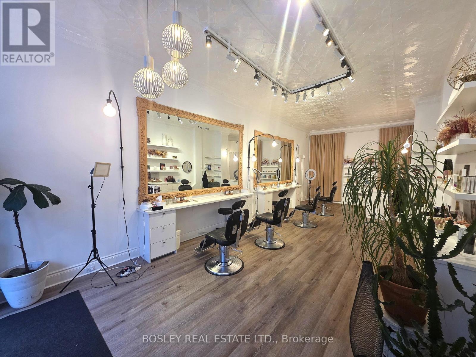 988 Queen Street W, Toronto, Ontario  M6J 1H1 - Photo 5 - C12616332