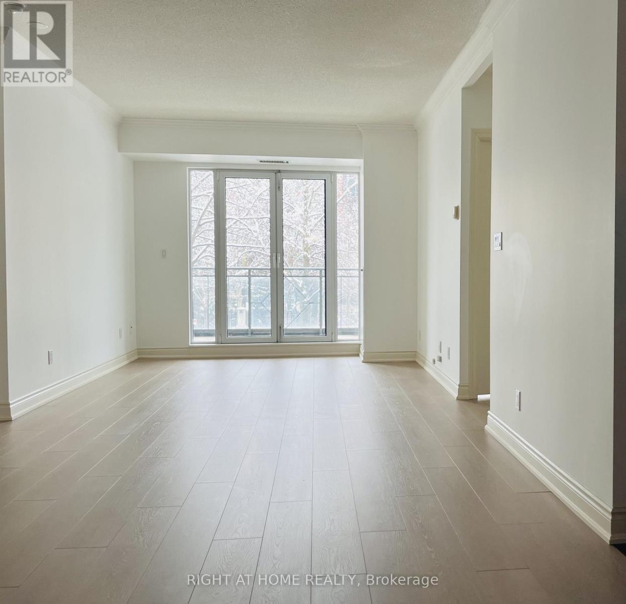 216 - 11 William Carson Crescent, Toronto, Ontario  M2P 2G1 - Photo 2 - C12616334