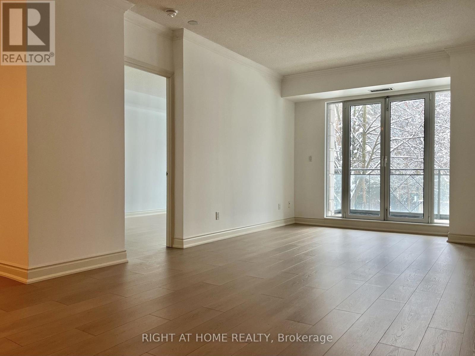 216 - 11 William Carson Crescent, Toronto, Ontario  M2P 2G1 - Photo 3 - C12616334