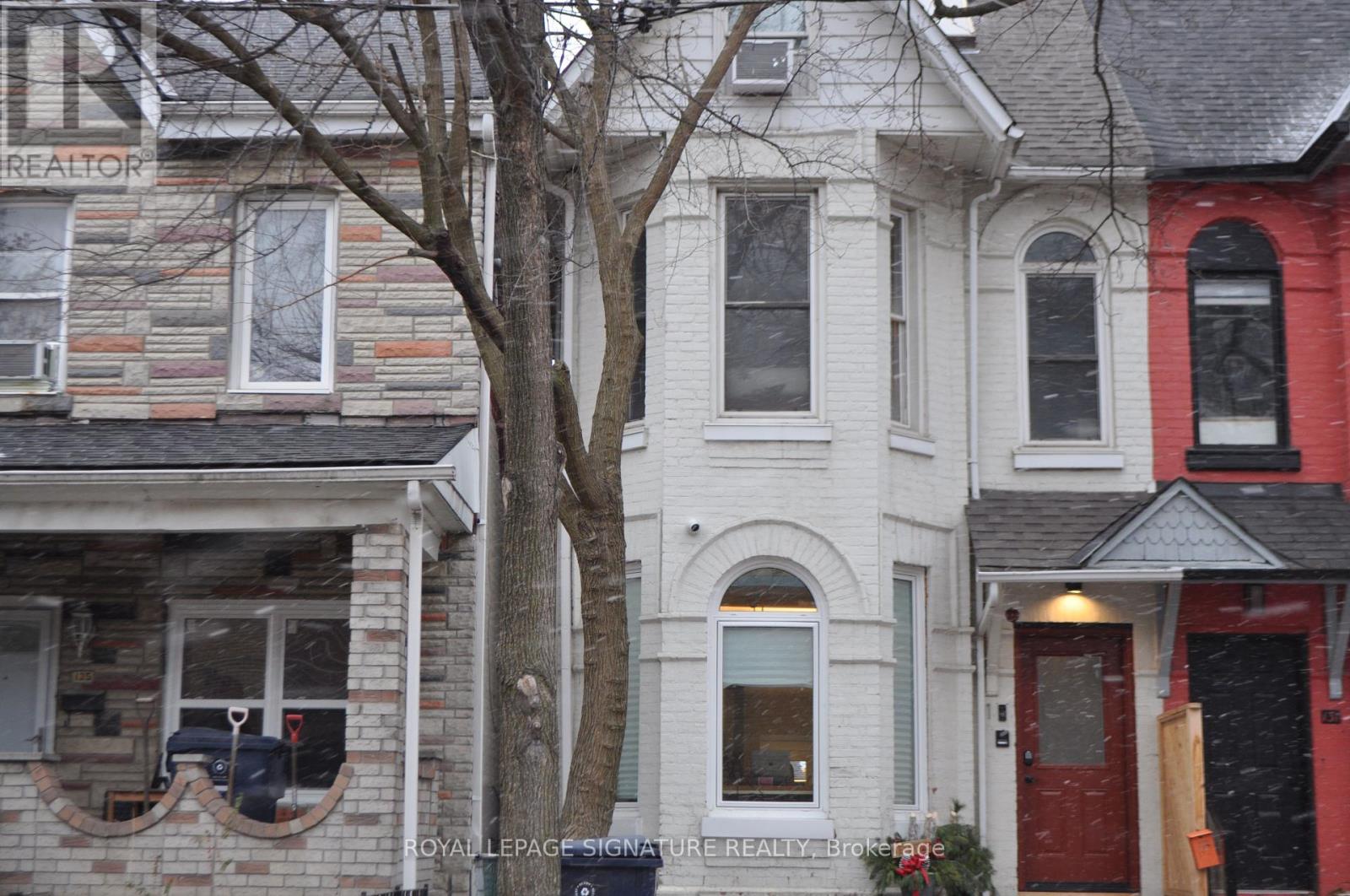 2nd Floor - 133 Brock Street, Toronto, Ontario  M6K 2L5 - Photo 14 - C12616354