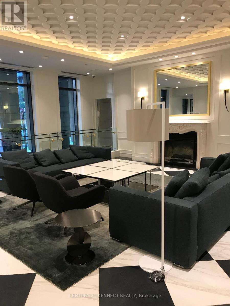 1704 - 955 Bay Street, Toronto (Bay Street Corridor), Ontario  M5S 0C6 - Photo 4 - C12616362