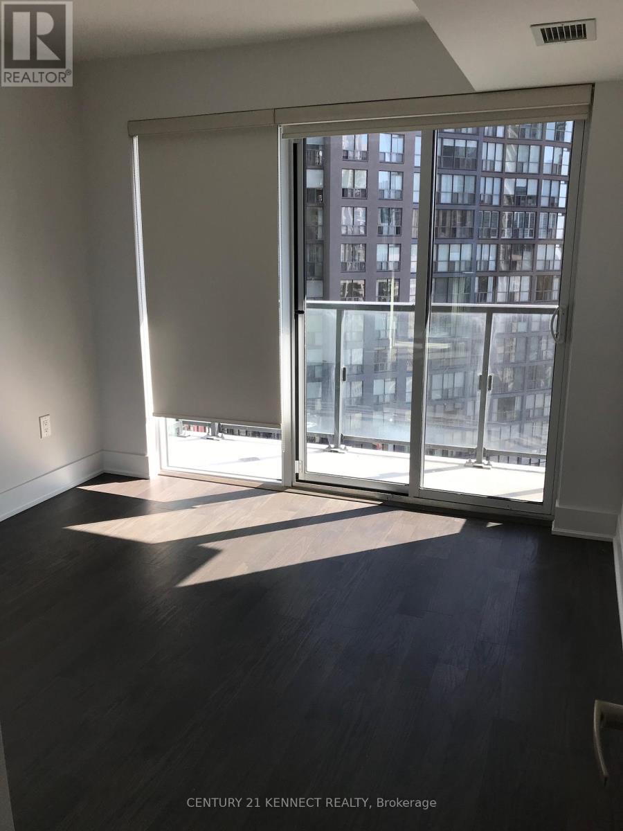 1704 - 955 Bay Street, Toronto (Bay Street Corridor), Ontario  M5S 0C6 - Photo 6 - C12616362