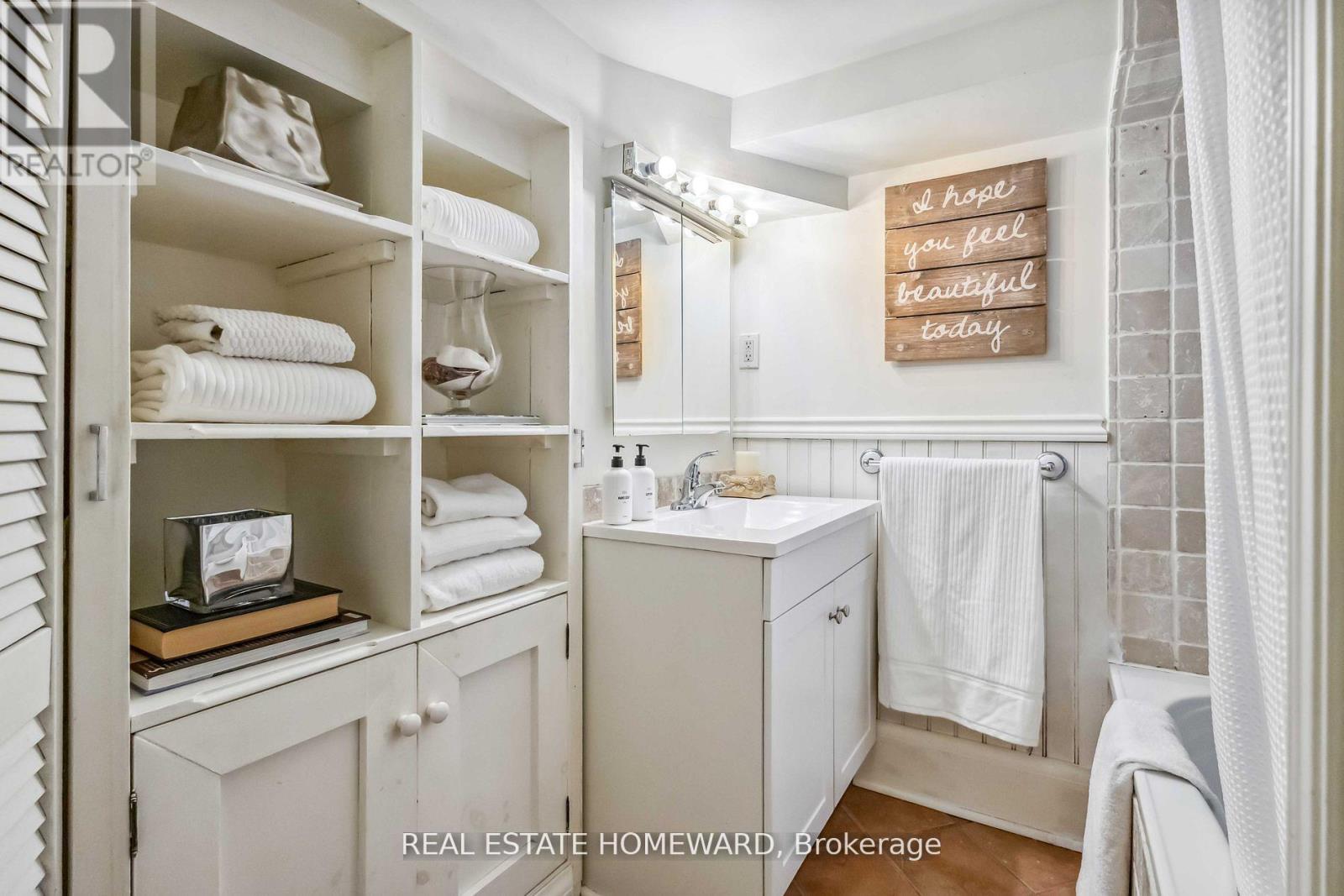 7 Norway Avenue, Toronto, Ontario  M4L 1P7 - Photo 23 - E12616218