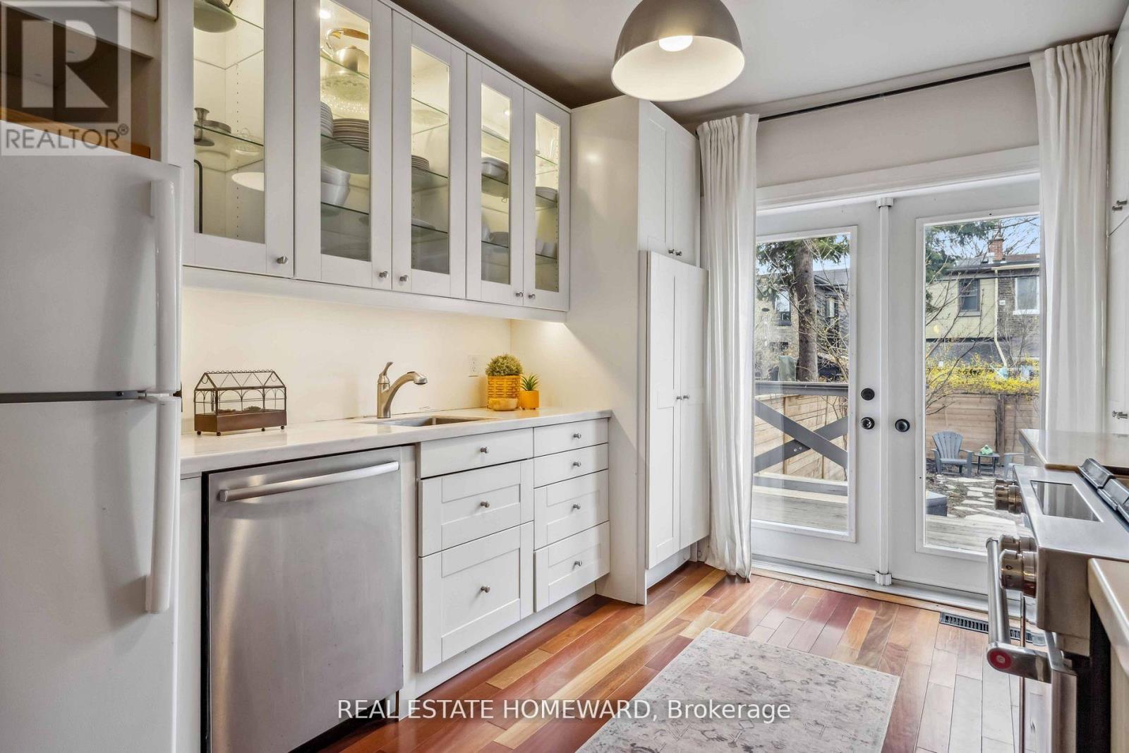 7 Norway Avenue, Toronto, Ontario  M4L 1P7 - Photo 8 - E12616218