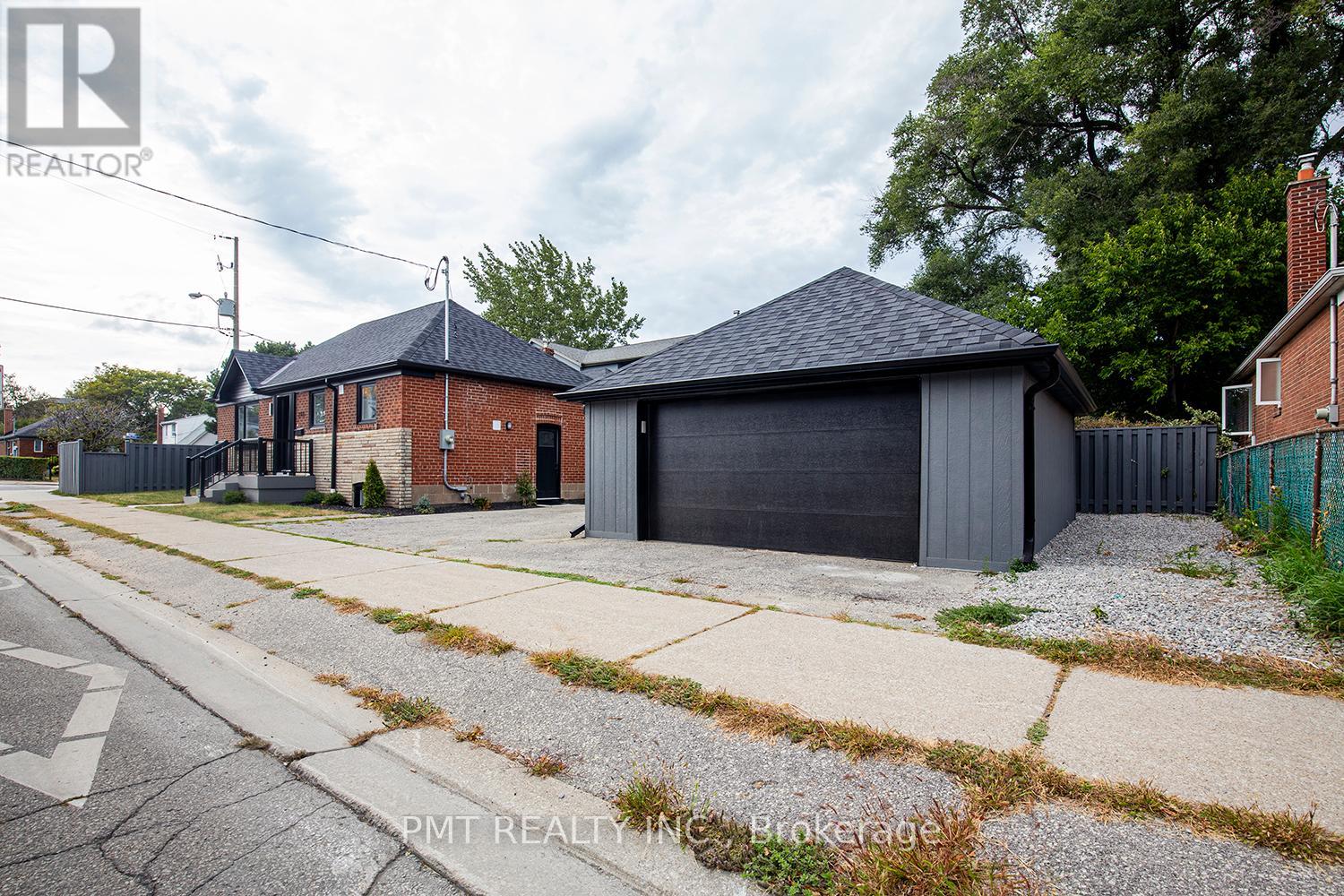 Main - 291 Glebemount Avenue, Toronto, Ontario  M4C 3V4 - Photo 26 - E12616324