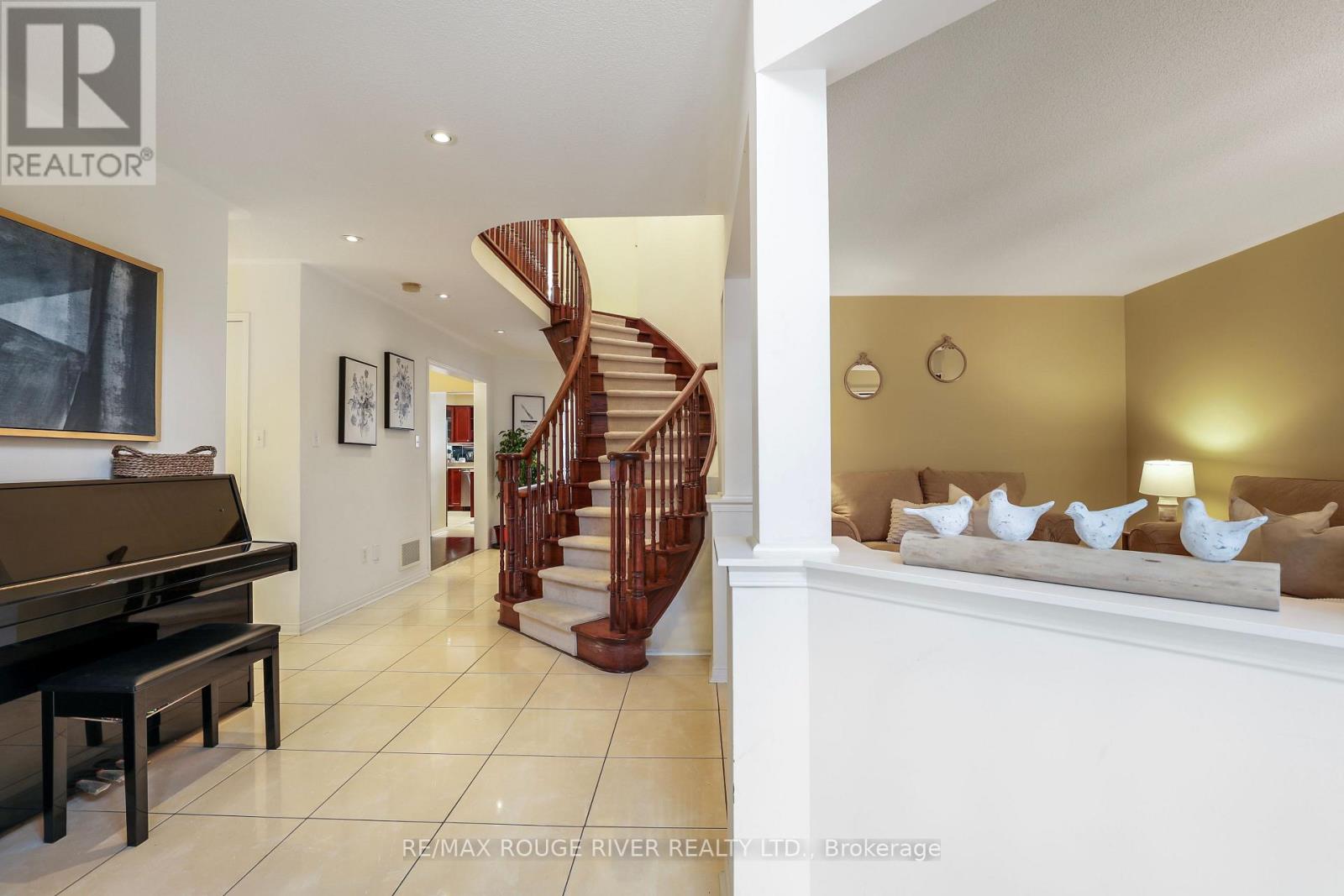 14 Clapperton Drive, Ajax, Ontario  L1T 4X9 - Photo 5 - E12616340