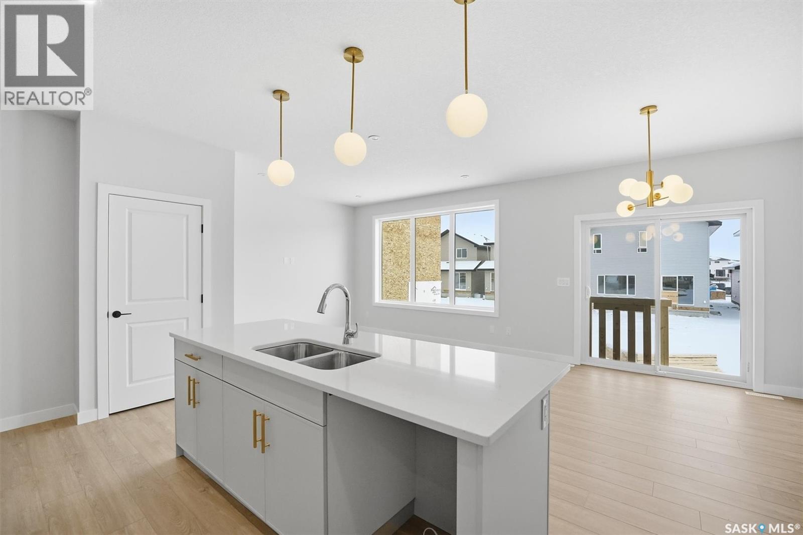 422 Cockcroft Place, Saskatoon, Saskatchewan  S7V 1Y9 - Photo 10 - SK025472