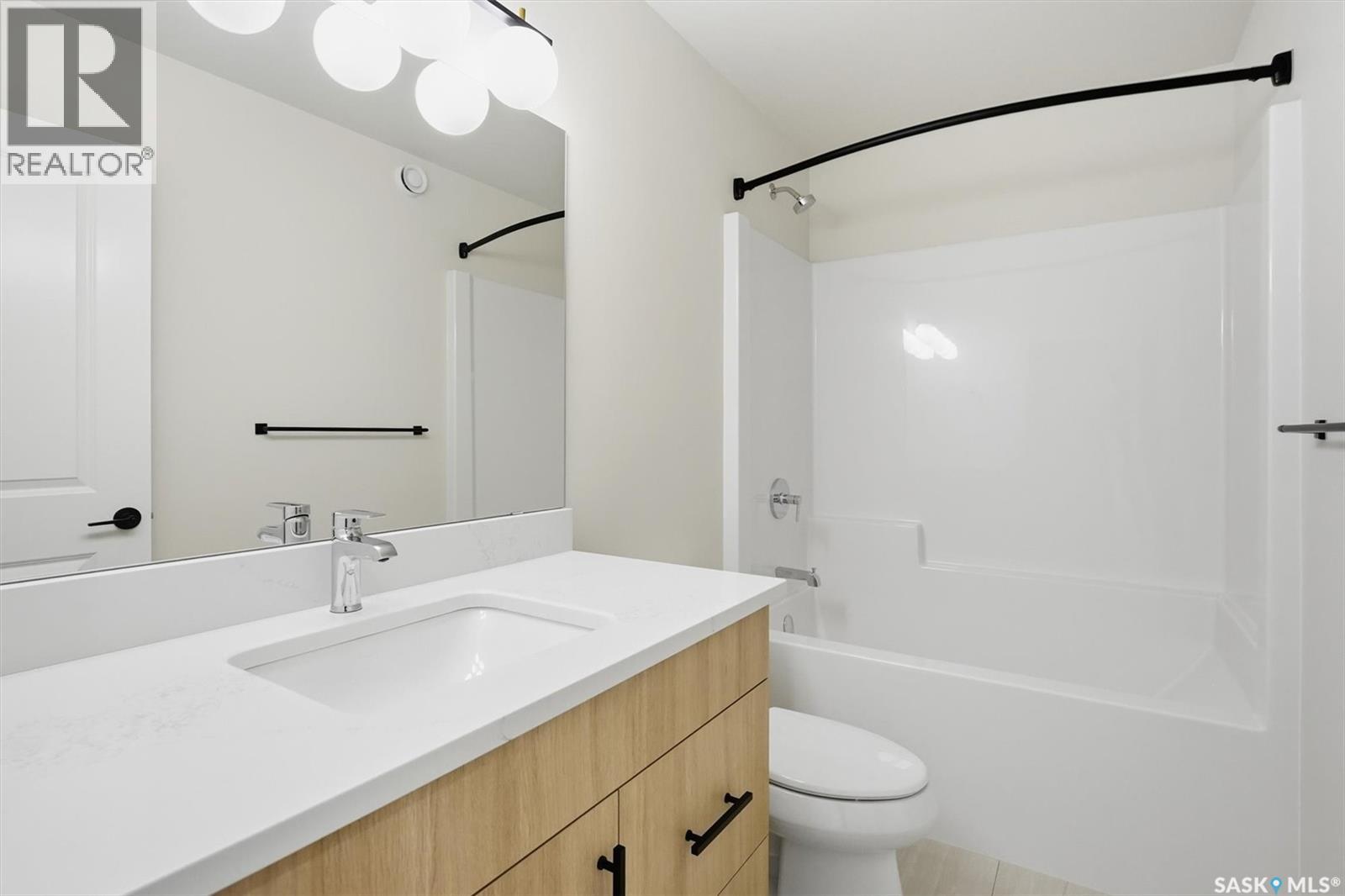 422 Cockcroft Place, Saskatoon, Saskatchewan  S7V 1Y9 - Photo 28 - SK025472