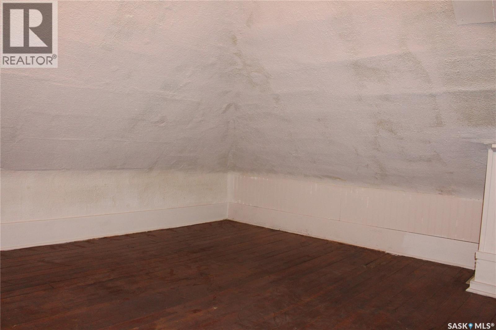 815 6th Avenue Ne, Moose Jaw, Saskatchewan  S6H 1L4 - Photo 10 - SK025462