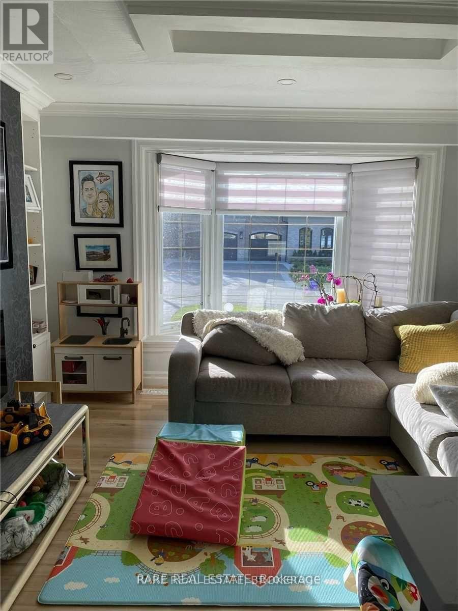 60 Patricia Drive, King, Ontario  L7B 1H5 - Photo 11 - N12616298