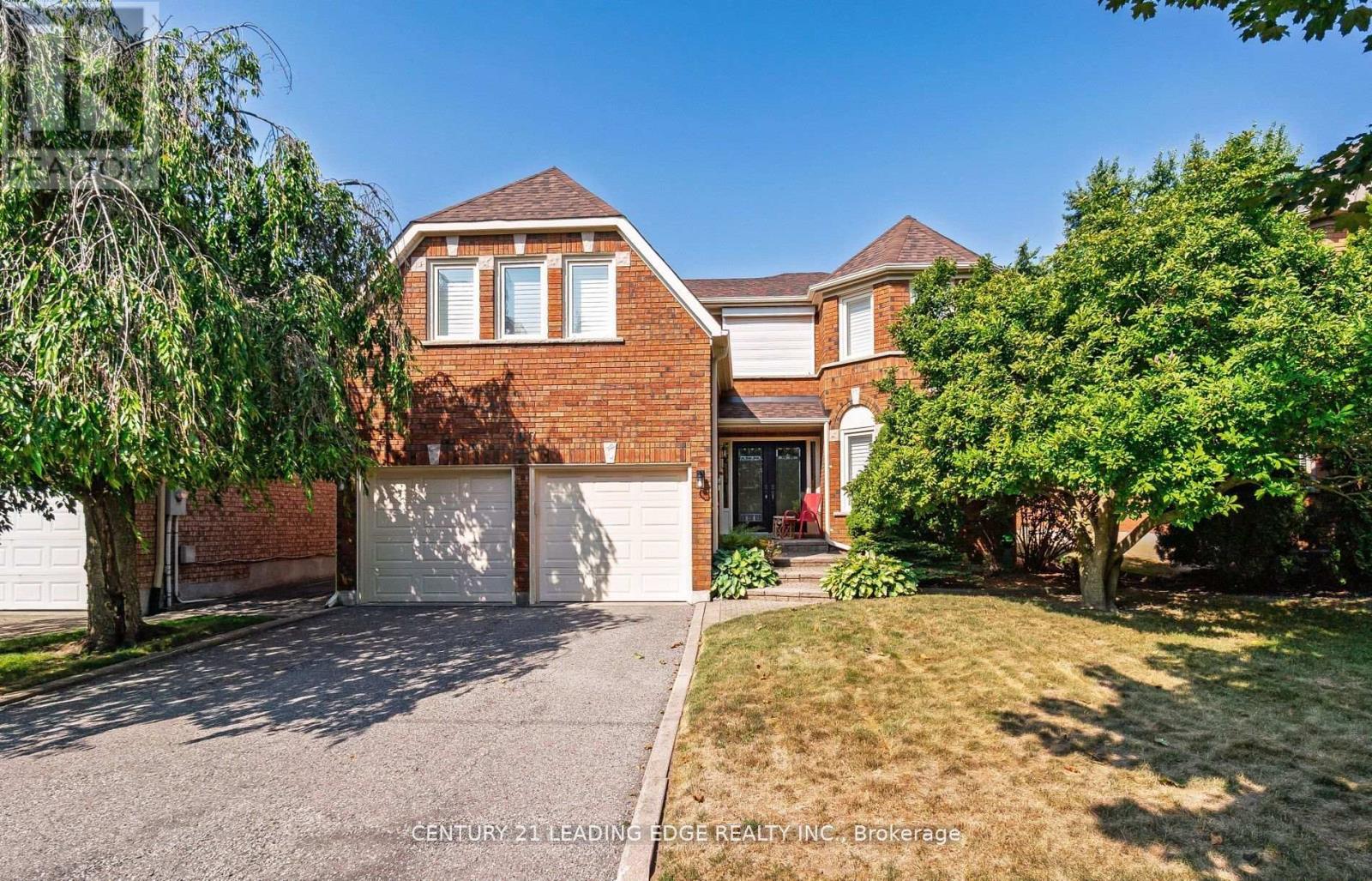 207 LARKIN AVENUE, Markham, Ontario
