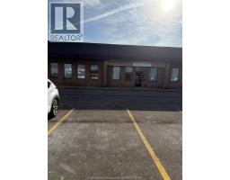 496 Riverview DRIVE, Chatham, Ontario