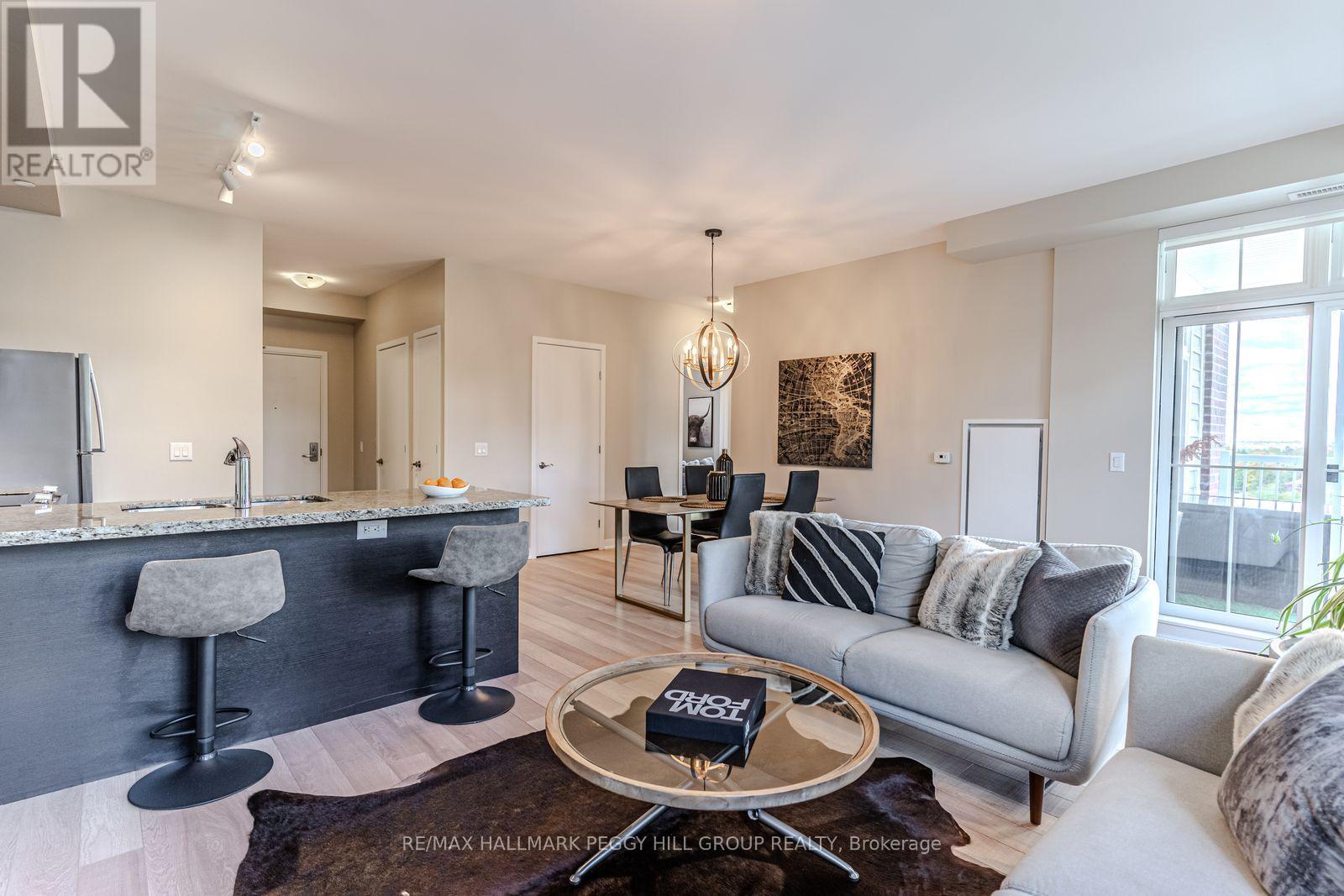 217 - 40 Horseshoe Boulevard, Oro-Medonte, Ontario  L4M 4Y8 - Photo 3 - S12616338