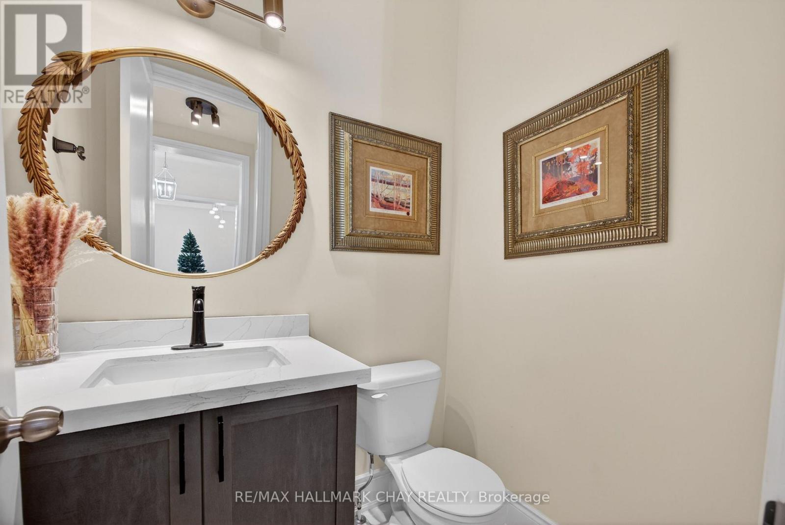 13 Sanford Circle, Springwater, Ontario  L9X 2A8 - Photo 25 - S12616342