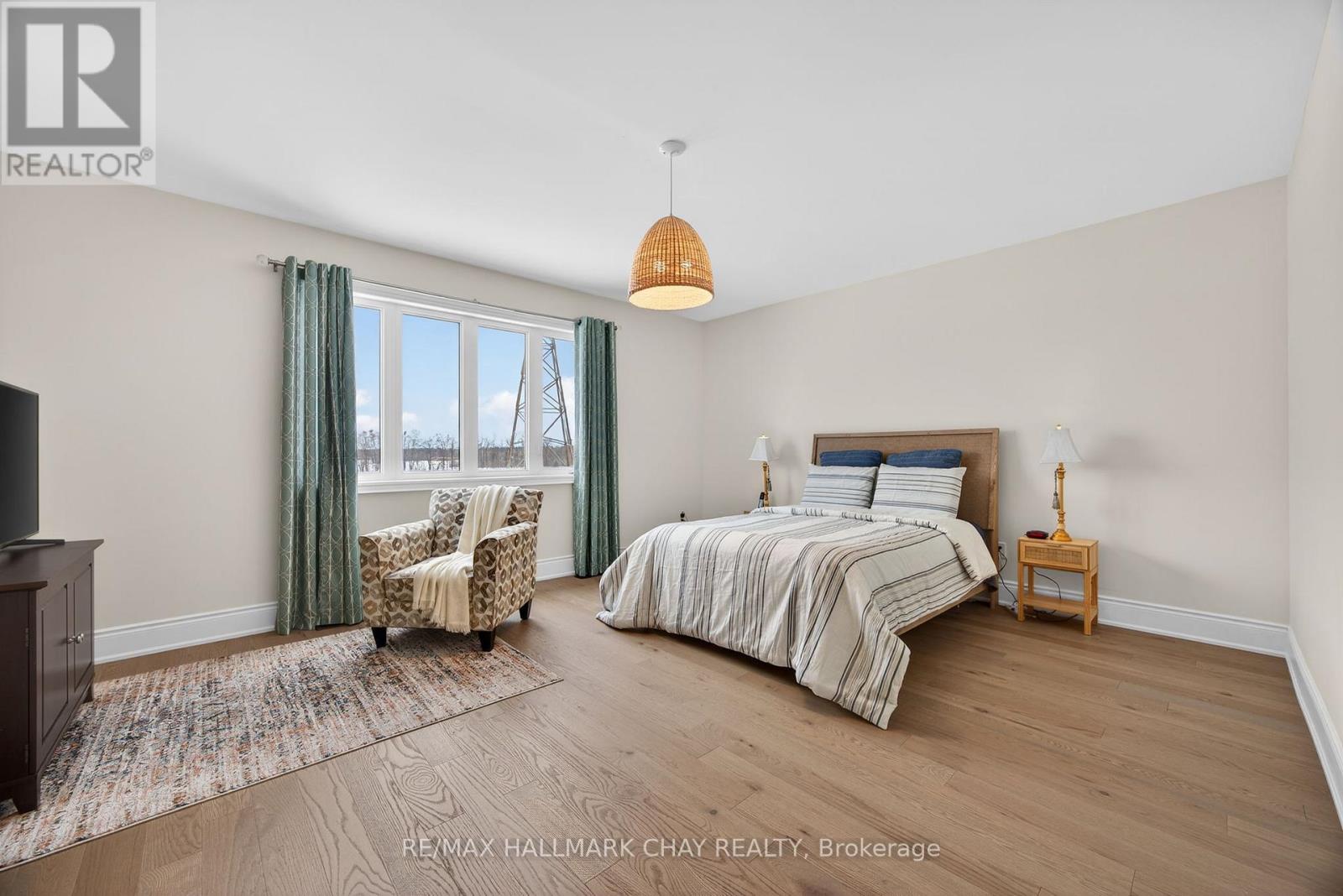 13 Sanford Circle, Springwater, Ontario  L9X 2A8 - Photo 27 - S12616342