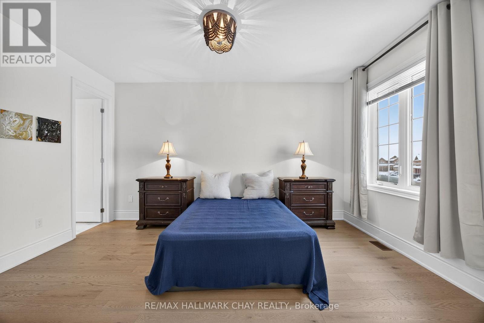 13 Sanford Circle, Springwater, Ontario  L9X 2A8 - Photo 31 - S12616342