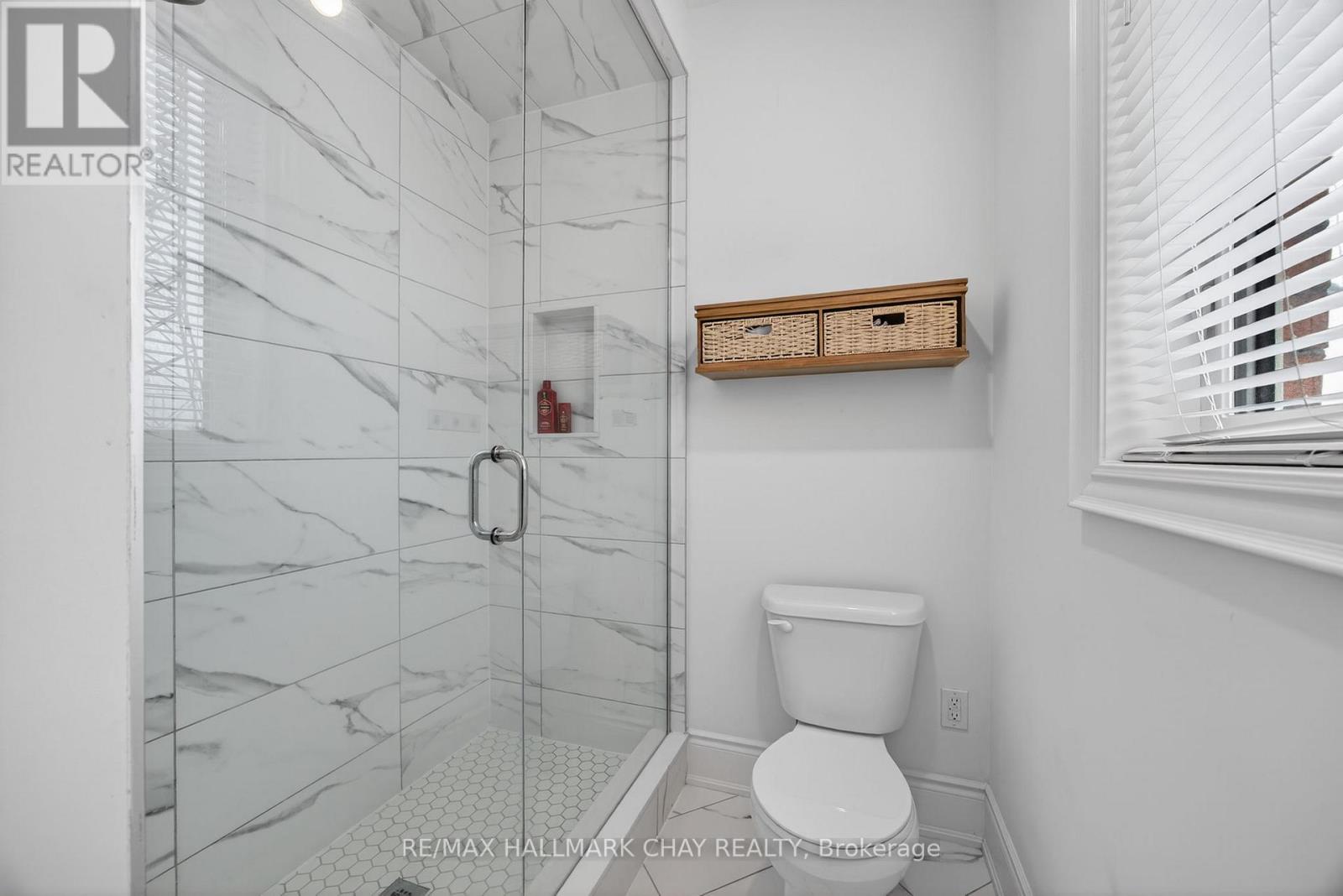 13 Sanford Circle, Springwater, Ontario  L9X 2A8 - Photo 35 - S12616342