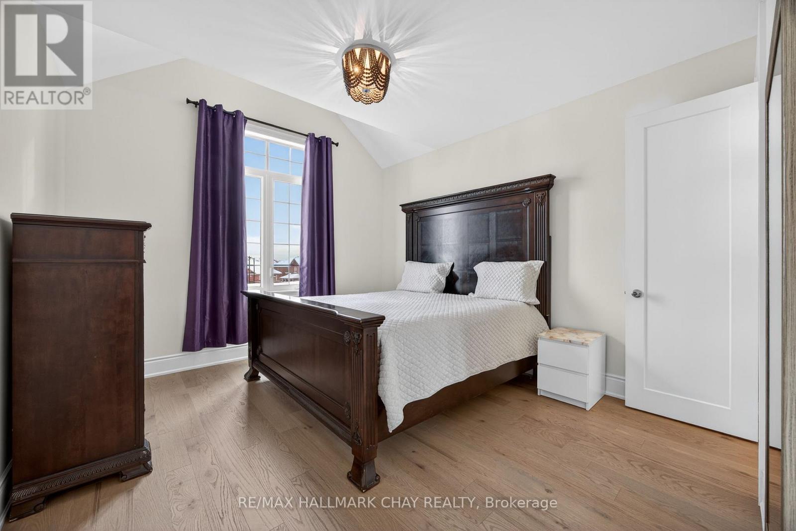 13 Sanford Circle, Springwater, Ontario  L9X 2A8 - Photo 36 - S12616342