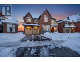 13 SANFORD CIRCLE, Springwater, Ontario