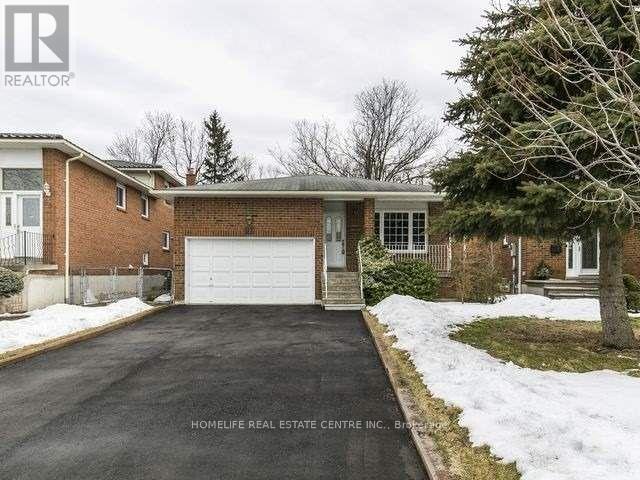97 FAIRGLEN AVENUE, Brampton, Ontario