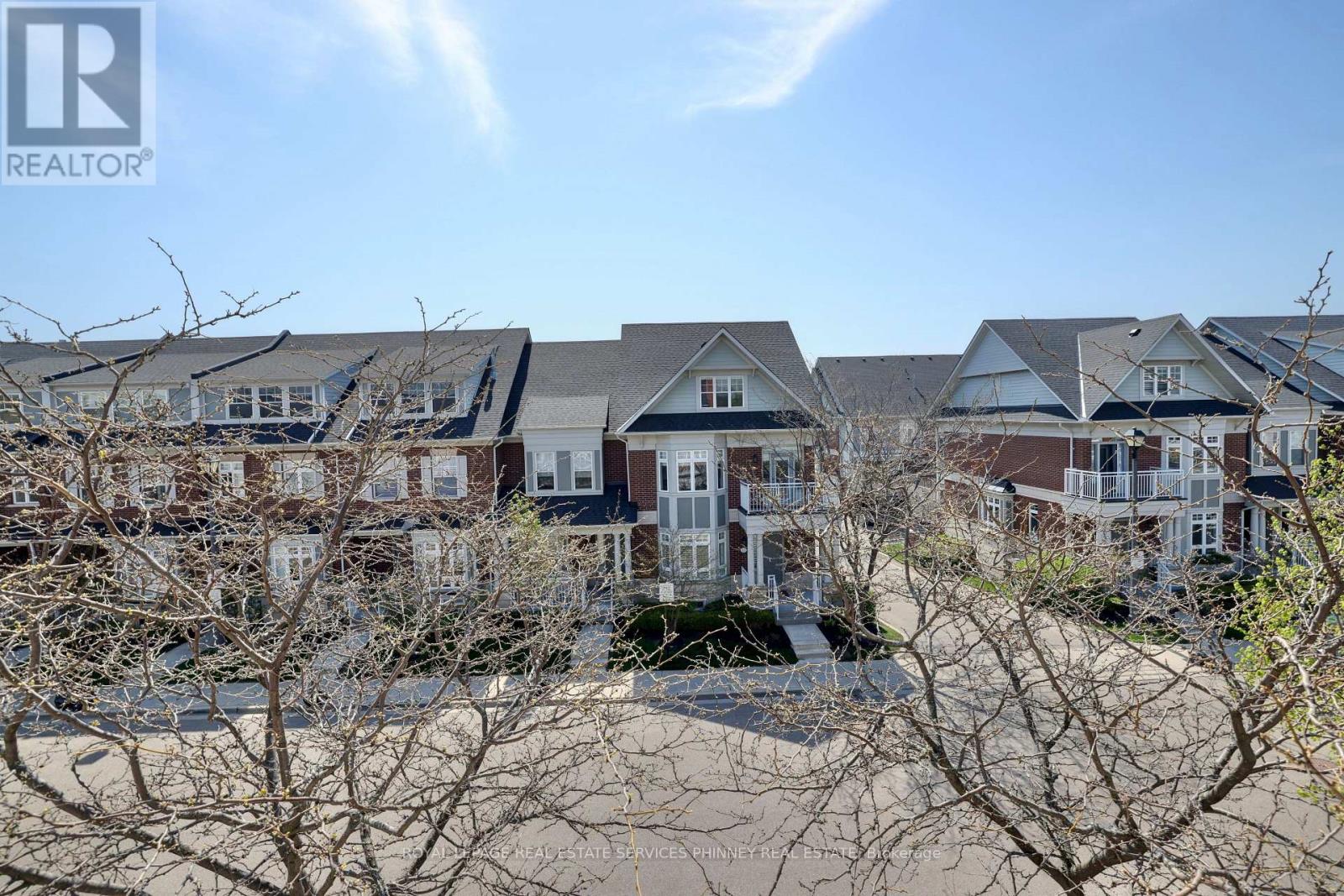 165 Lakeshore Road E, Mississauga, Ontario  L5G 4T9 - Photo 27 - W12616272