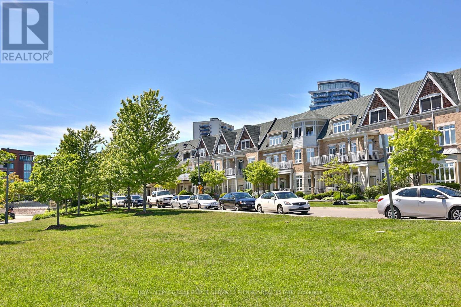 165 Lakeshore Road E, Mississauga, Ontario  L5G 4T9 - Photo 39 - W12616272