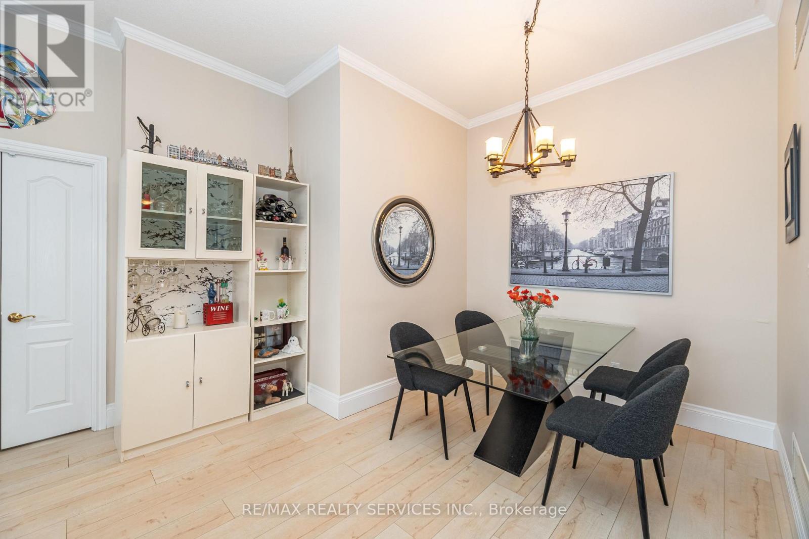 703 - 7 Dayspring Circle, Brampton, Ontario  L6P 1B8 - Photo 13 - W12616308