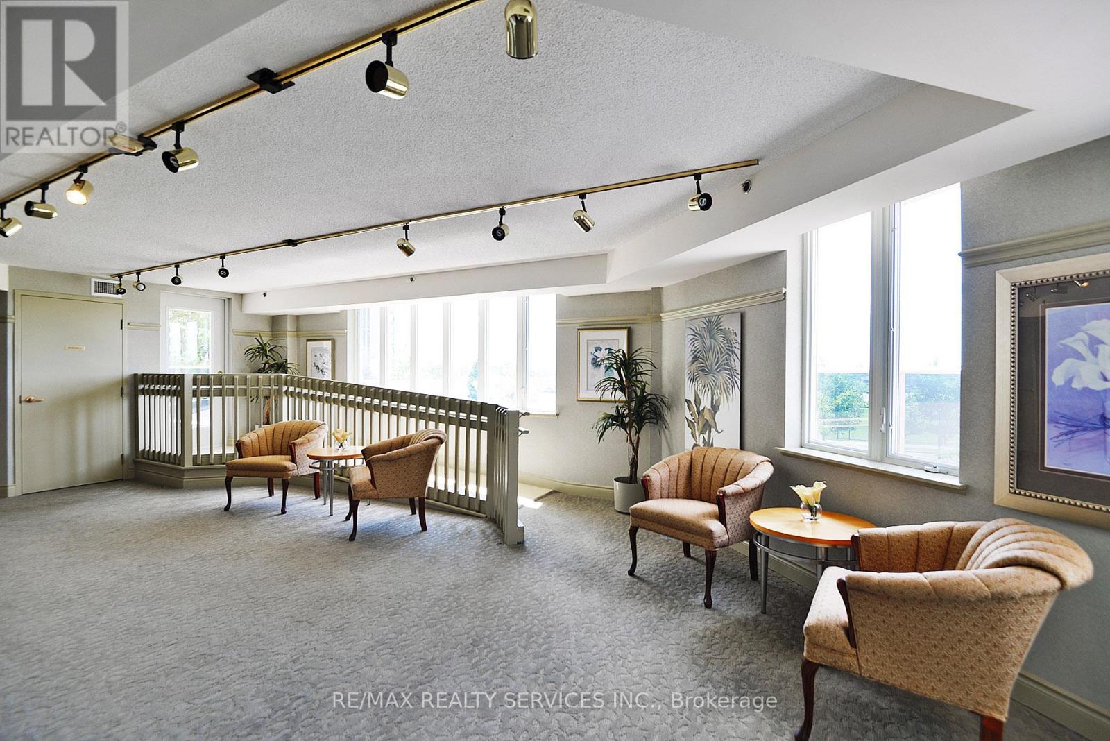 703 - 7 Dayspring Circle, Brampton, Ontario  L6P 1B8 - Photo 44 - W12616308