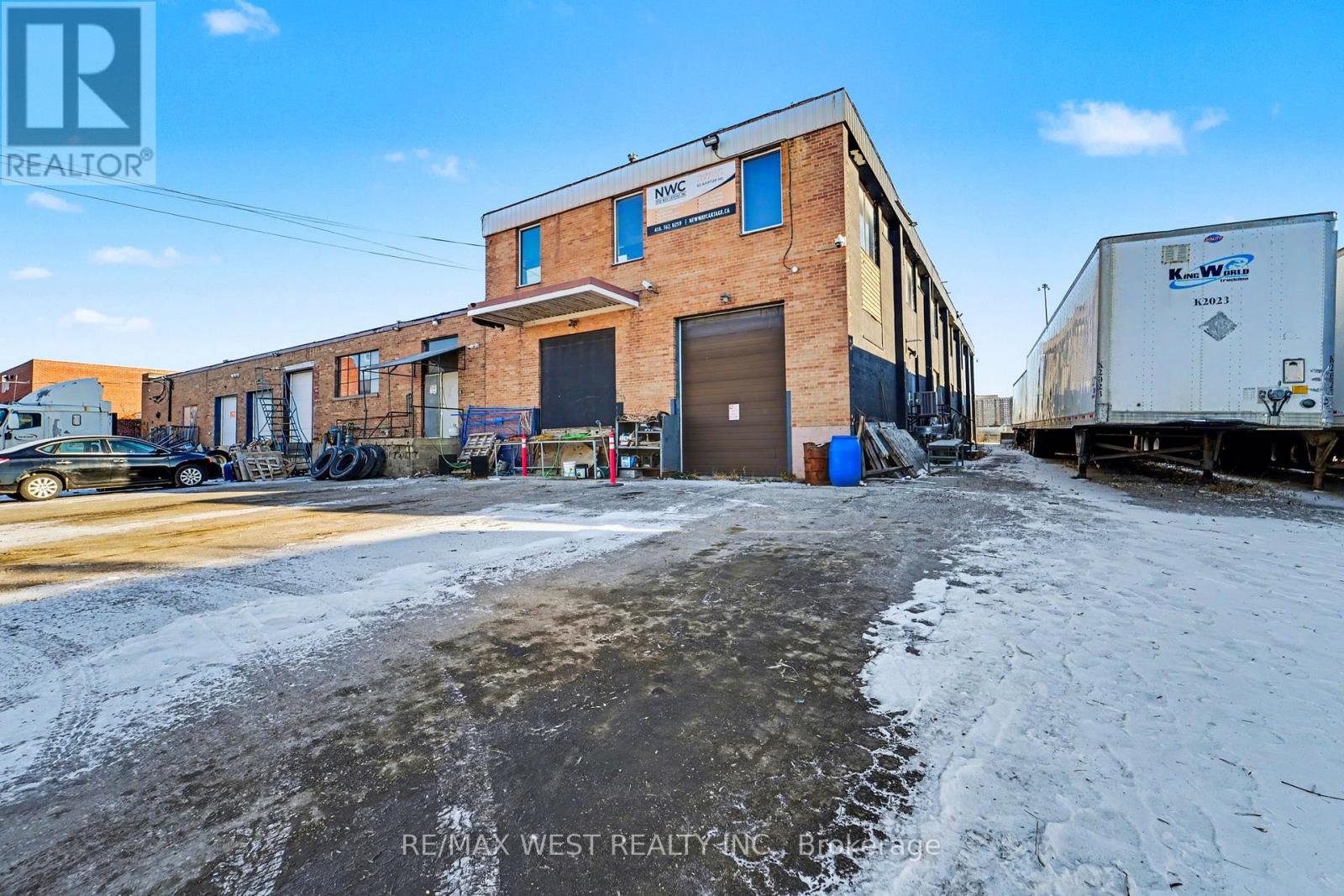 Lower Level - 50 Bartor Road, Toronto (Downsview-Roding-Cfb), Ontario  M9M 2G5 - Photo 28 - W12616310