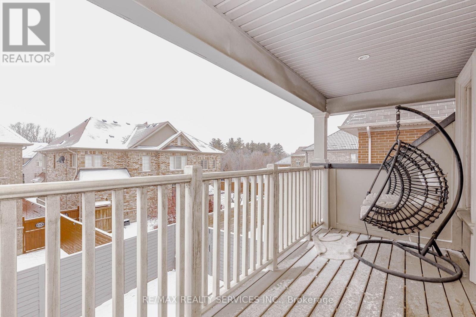 132 Bloomsbury Avenue, Brampton, Ontario  L6P 2X2 - Photo 50 - W12616344